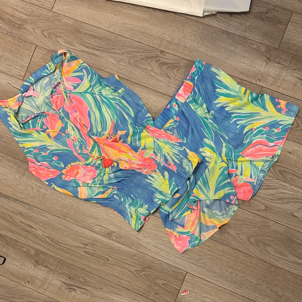 Lilly Pulitzer Blue Tropical Floral Sleeveless Top